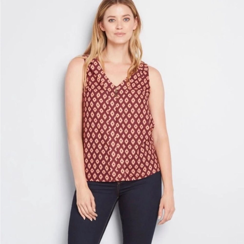 Modcloth Burgundy Lapel Collar Tank Top Blouse Size Large